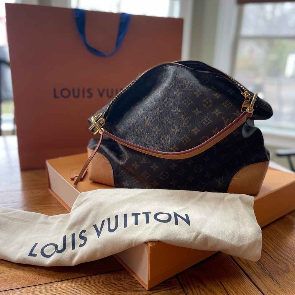 Louis Vuitton Monogram Berri MM